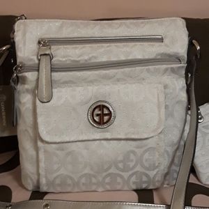 Giani Bernini Womens Crossbody White/Silver Bag